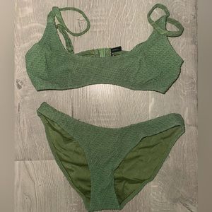 Triangl Woven Bikini Set + Bag💚🌴
